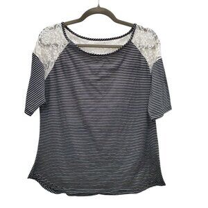 Blu-Heart Woman's Black White Stripe Crochet Shoulder Raglan Shirt Plus Size 1X